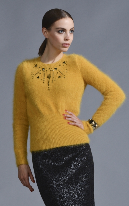  Пуловер из пряжи Anny Blatt Angora Prestige