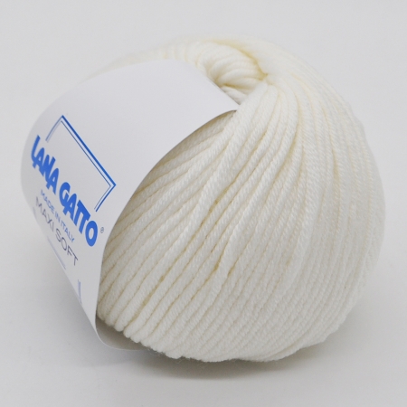 Пряжа для вязания и рукоделия Maxi Soft (Lana Gatto) цвет 10001 (белый), 90 м